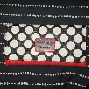 Minnie Mouse Loungefly Wallet